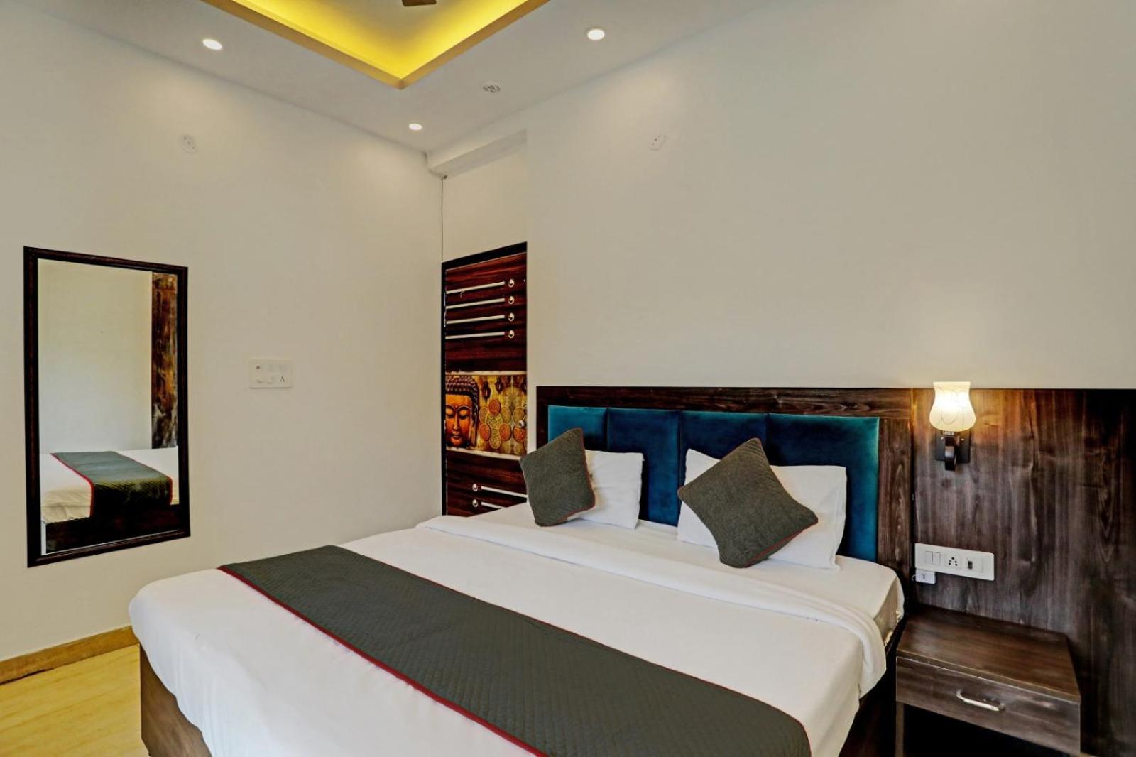 Ivy Delhi Airport 4* New Delhi