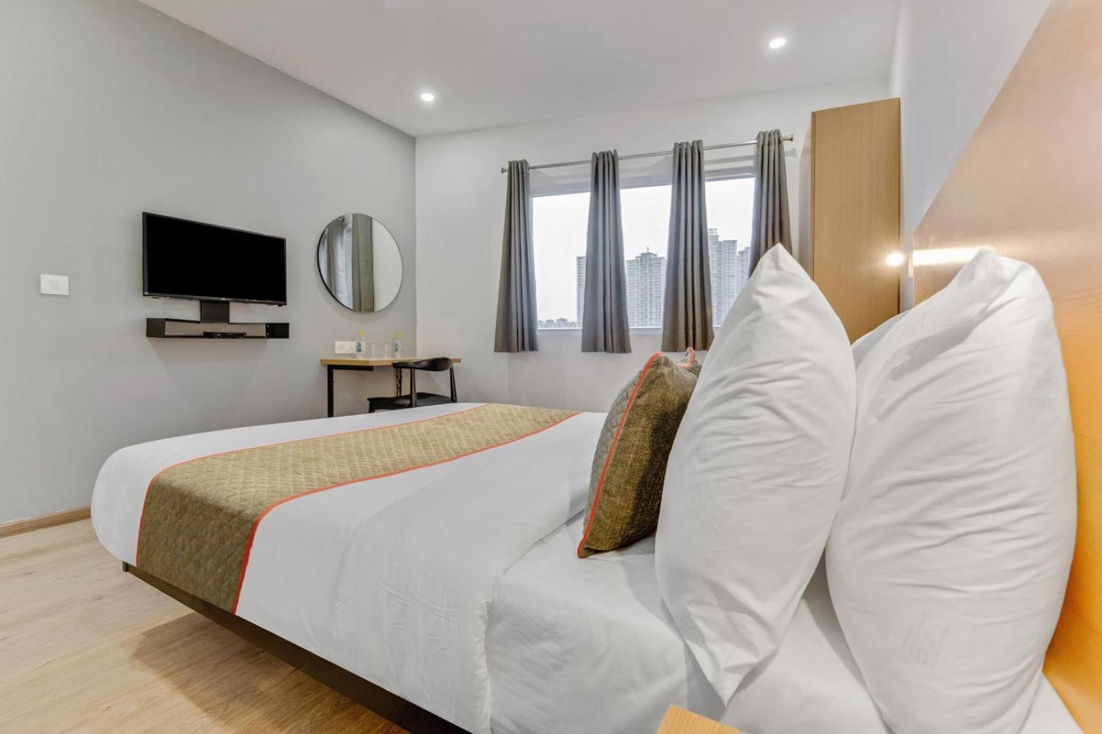 Hotel Ivy Delhi Airport 4*